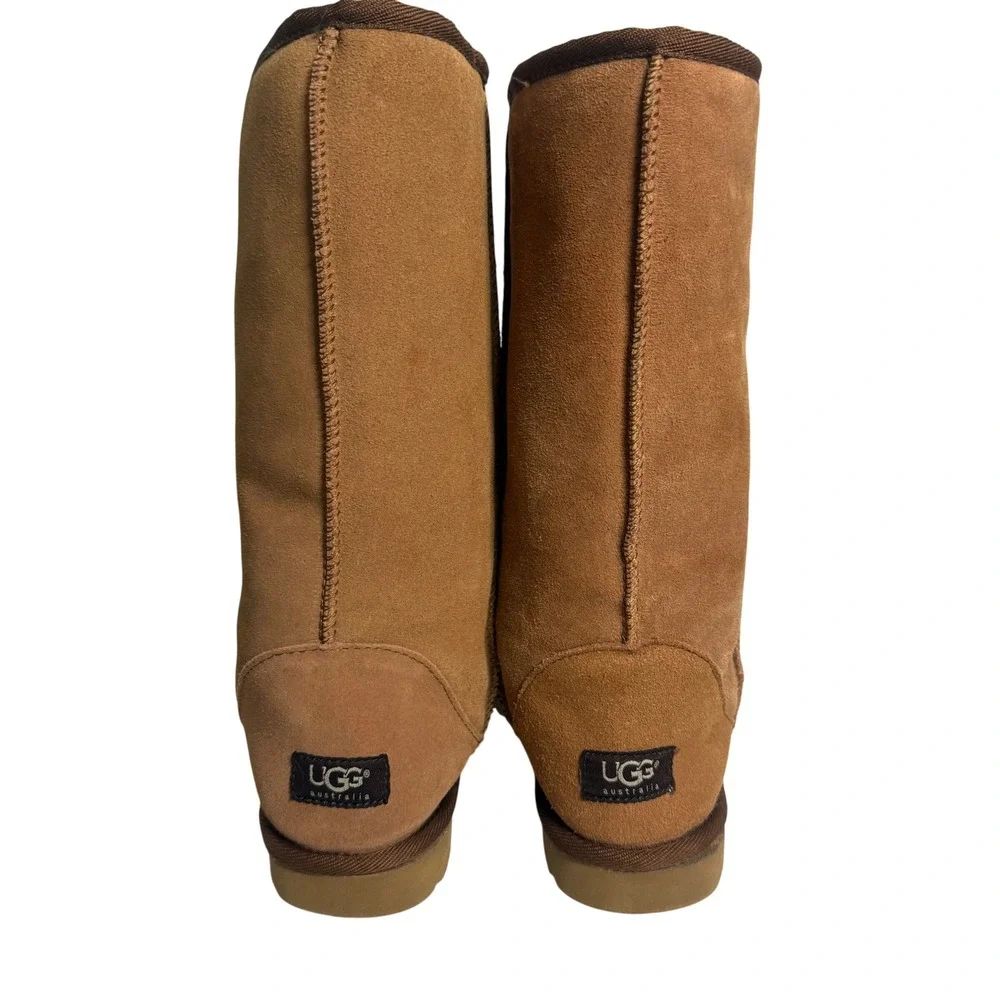 UGG Australia Classic Tall Boots 7 Chestnut Sheepskin Suede Winter Warm Luxury